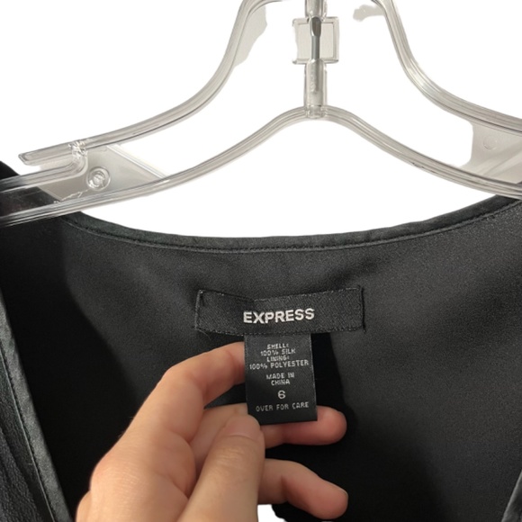 Y2K Vintage Express Whimsigoth Dress with Bell Sleeves - Picture 4 of 5